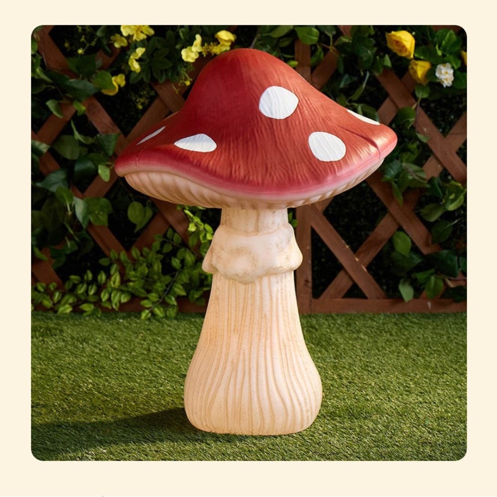 Cracker Barrel Blow Mold Mushroom Red